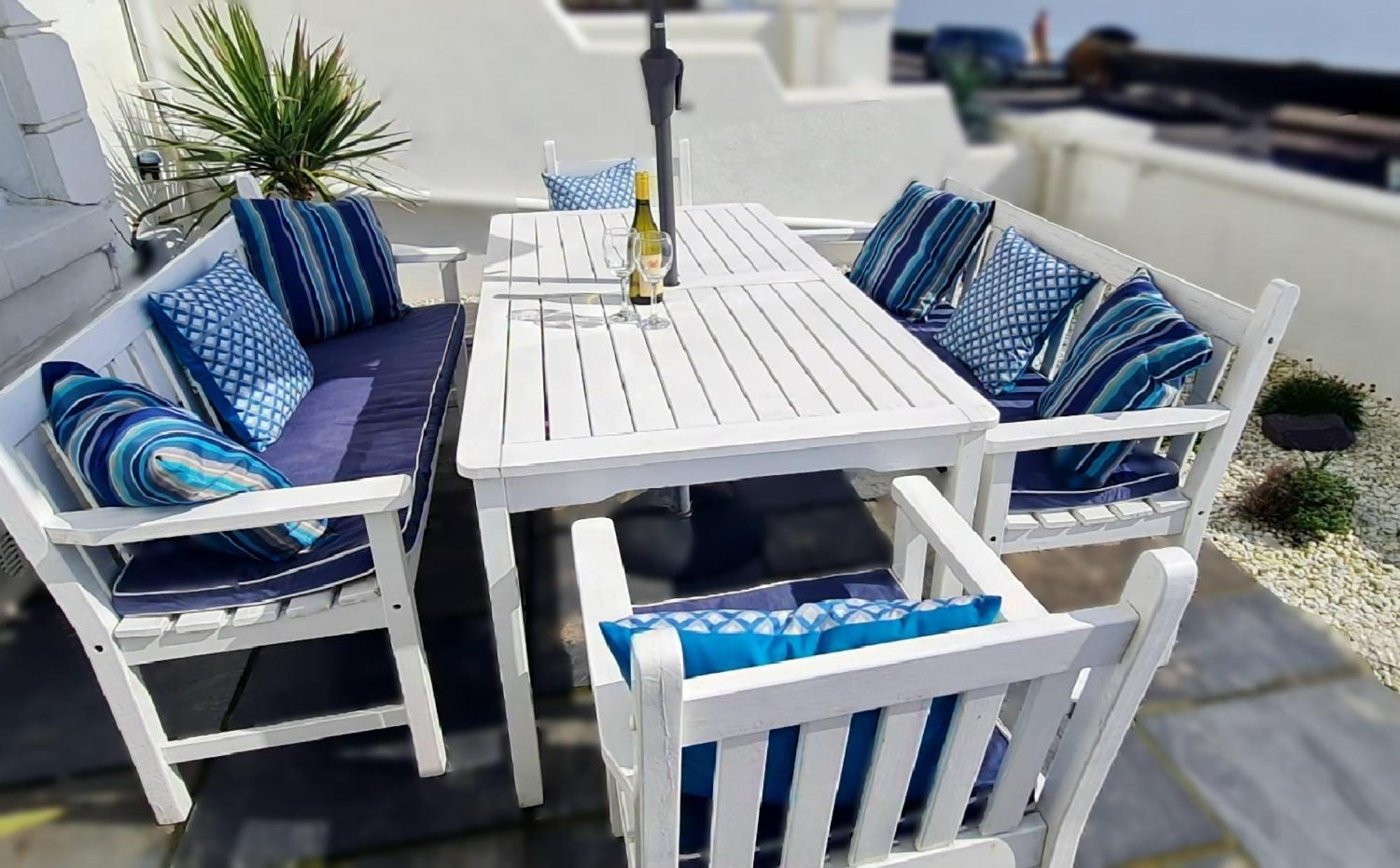 Beach View, 4 Bedroom House Opposite The Sea! Sleeps 10 Sandgate Dış mekan fotoğraf